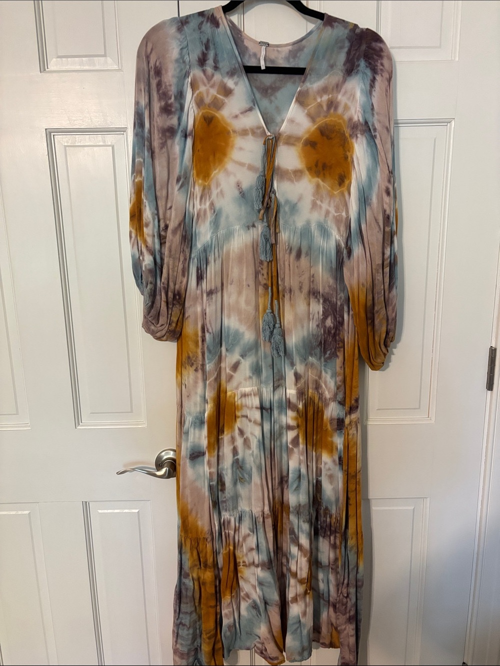 YFB Tie-Dye Boho Maxi Dress with Tassel Detail S